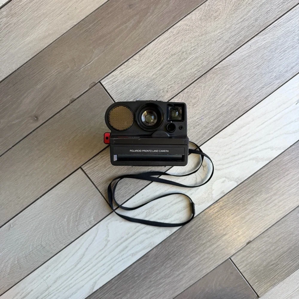 Polaroid Pronto Sonar OneStep Camera